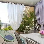 Maras Apartment *