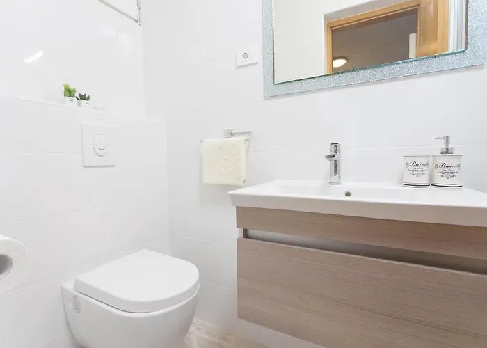 Maras Apartman Makarska