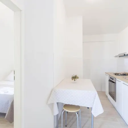 Maras Apartman Makarska